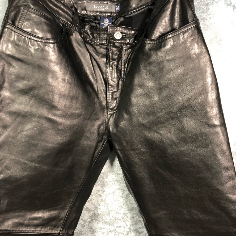 💕SOLD💕Gap Women’s Leather Boot Cut Pants Sz 10 - Picture 3 of 8